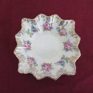 H&K Tunstall England vintage dish floral motif fluted edge of gold edging 4-1/2"